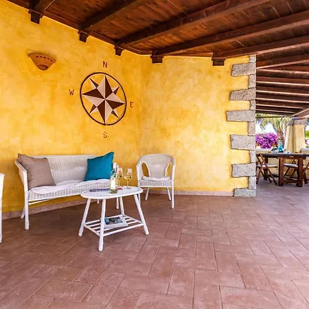 Dimora Di Rosy Pittulongu - Happy Apartament